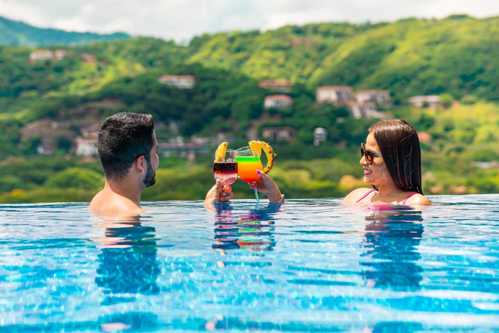 Condovac La Costa All Inclusive Playa Hermosa  Exteriör bild